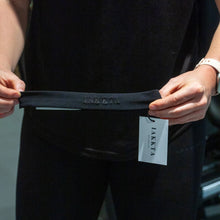 Last inn bildet i Galleri-visningsprogrammet, IAKKTA treningsbånd til høreapparat