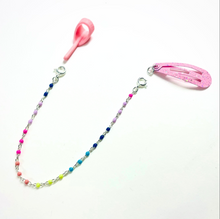 Last inn bildet i Galleri-visningsprogrammet, Fargerik sikkertskjede med hårklemme til høreapparat og CI